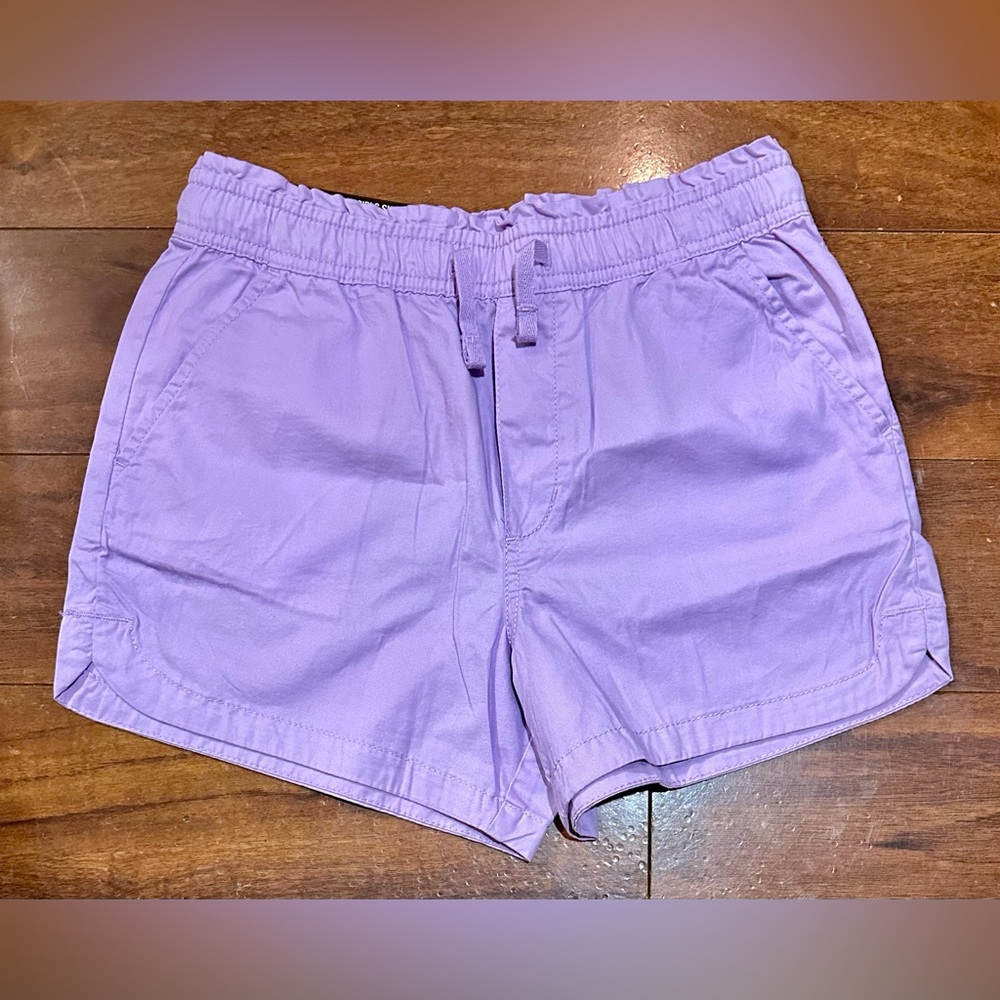 Girls Gap Shorts, orchid bloom, new with tags, size XL, 100% Cotton.